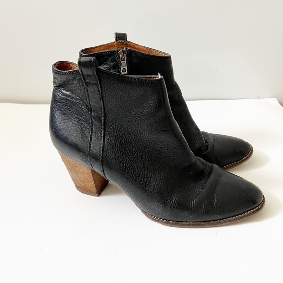 Madewell The Billie Boot in Leather - Picture 6 of 13